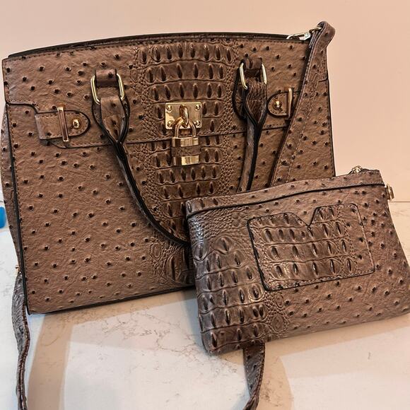 Designer Inspired Structured Handbag Faux Ostrich Croc Embossed Tote w/Wristlet - Picture 1 of 4